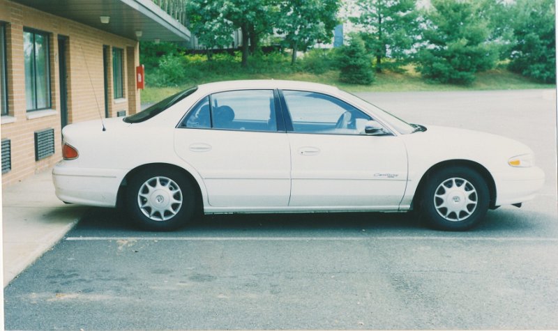 002-Our car at North Wales, PA.jpg